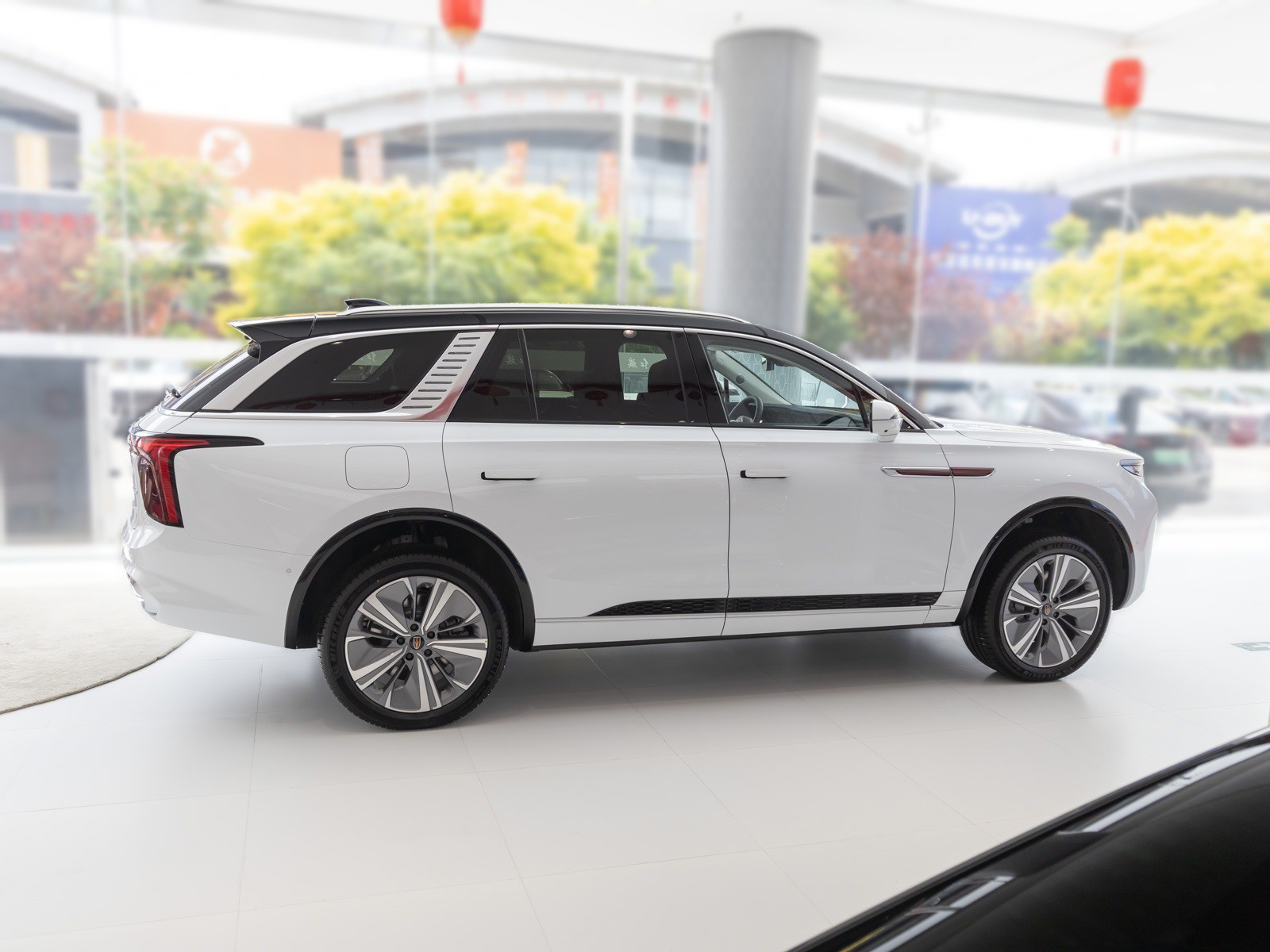 Left Steering Suv Electric New Cars Hongqi New Energy Vehicles E-HS9 690km Flag Version