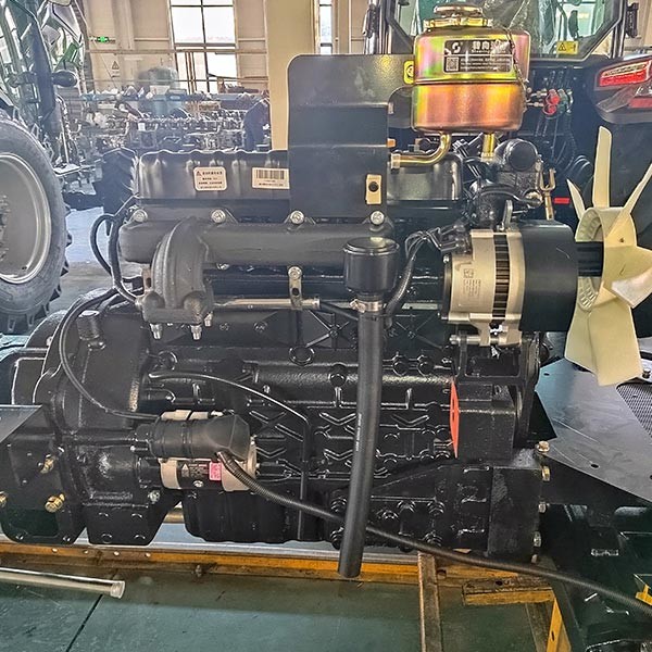 Compact 140Hp Agricultural Machinery Tractor Heavy Duty With Pto Speed 540/1000