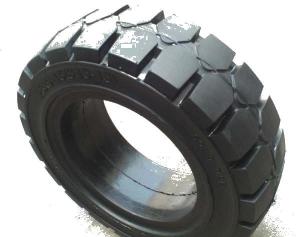 China 28x9-15 Industrial Forklift Tires Black Colour ISO Certification wholesale
