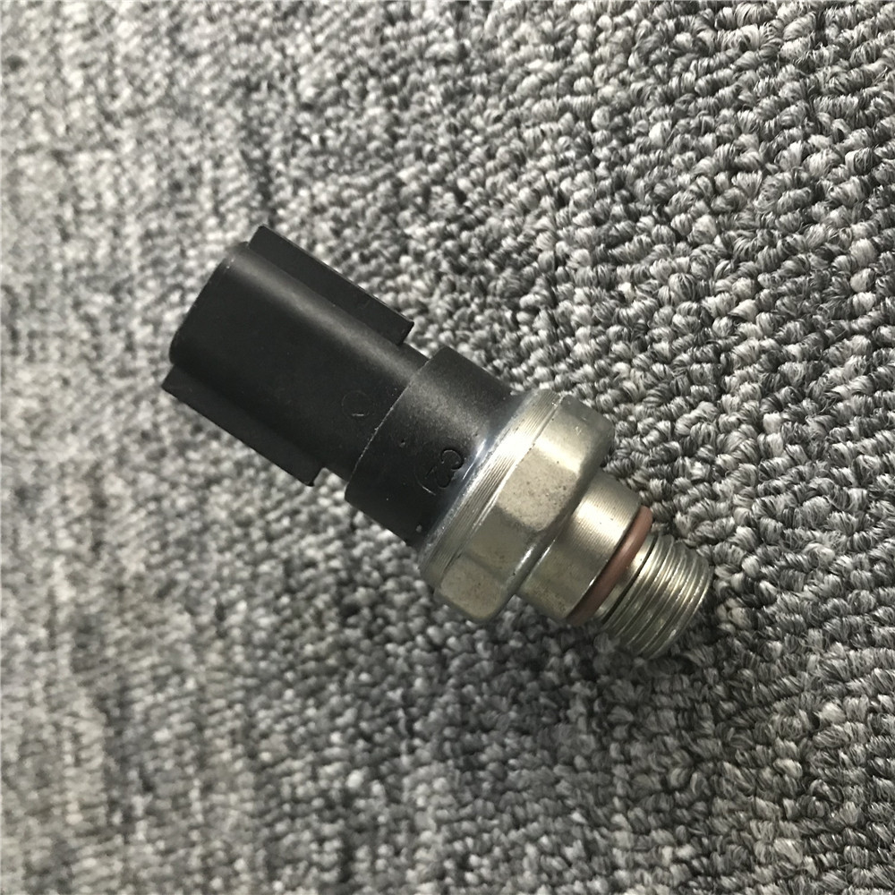 Excavator Oil Pressure Sensor 4076930-3488 6D102 For Komatsu PC200-7/8