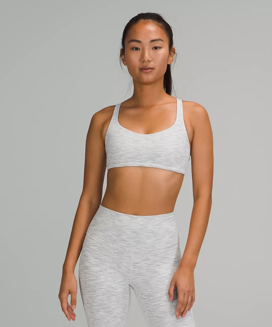 Workout High Impact Sports Bra With Adjustable Straps Cross Back