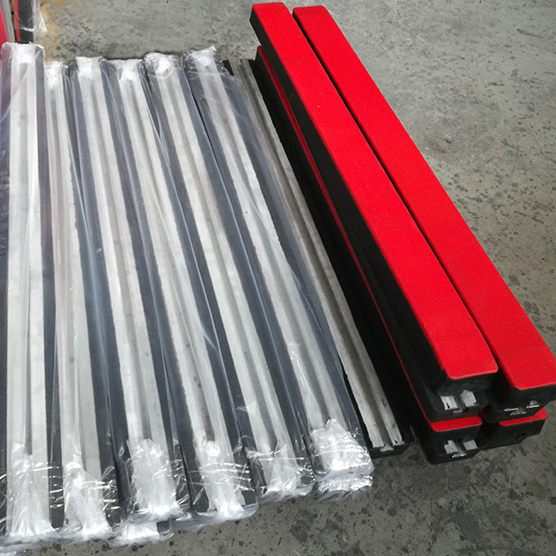 UHMW PE Capped Conveyor Impact Bars 100*55mm 100*75mm Impact Buffer Bar