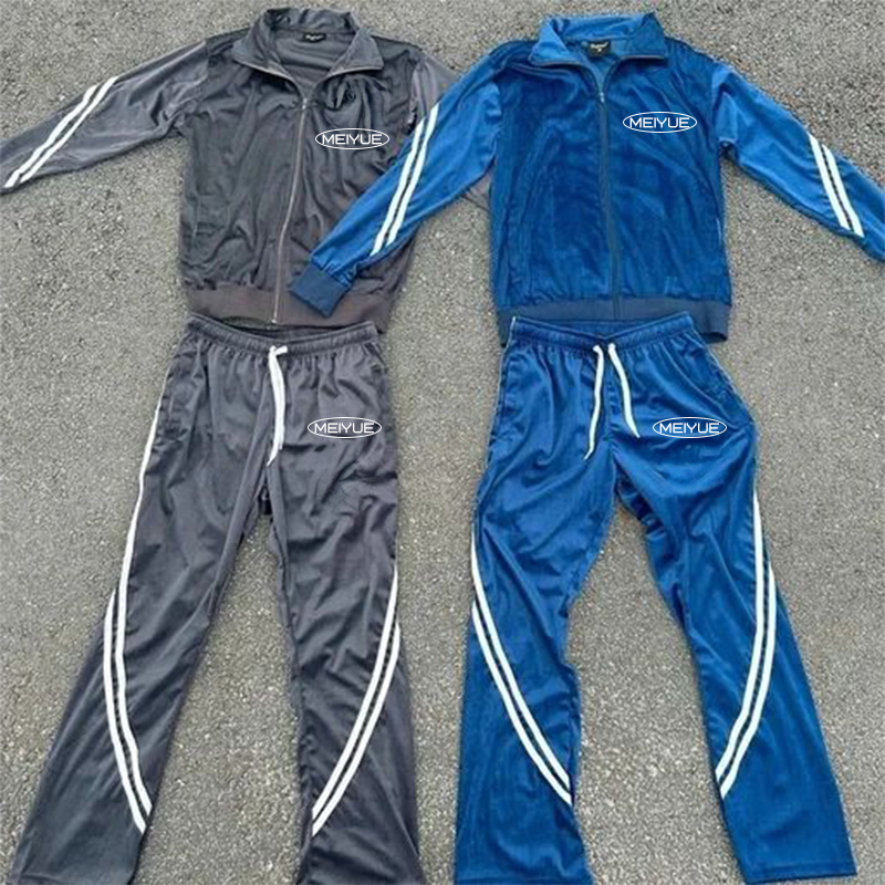 Custom Jogging Suits Unisex Velvet Zip up Tech Fleece Jacket Windproof Flare Sweatpants Stripe Sweatsuit Tracksuits for Men