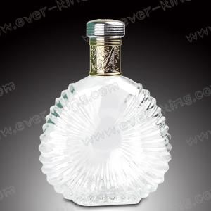 China Customized Whiskey Glass Bottle For Luxury Liquors wholesale