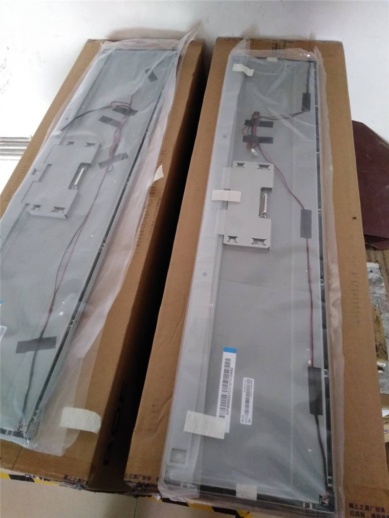 700CCD / M2 Stretched LCD Display , 1920 * 360 Pixels Stretch Monitor Display
