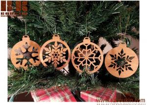 China Snowflake wooden baubles set of 4, Christmas baubles, Christmas tree decorations, Christmas wooden decoration, Rustic Ch on sale