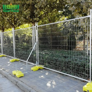 Galvanized Welded Metal Wire 2.4m Width Temp Construction Fence