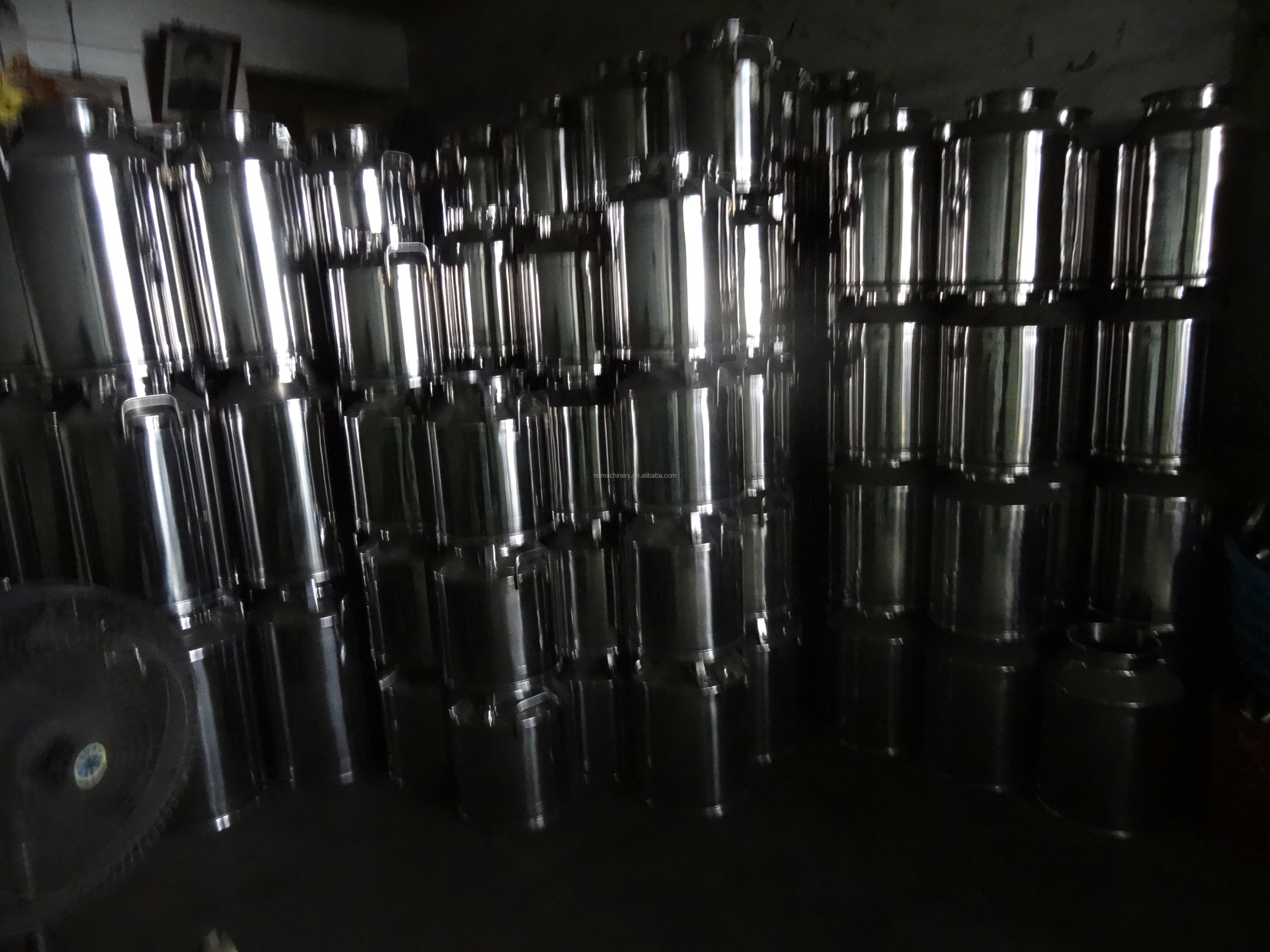 50L Milk Churn Food Sanitary Stainless Steel for Safe and Hygienic Dairy Production