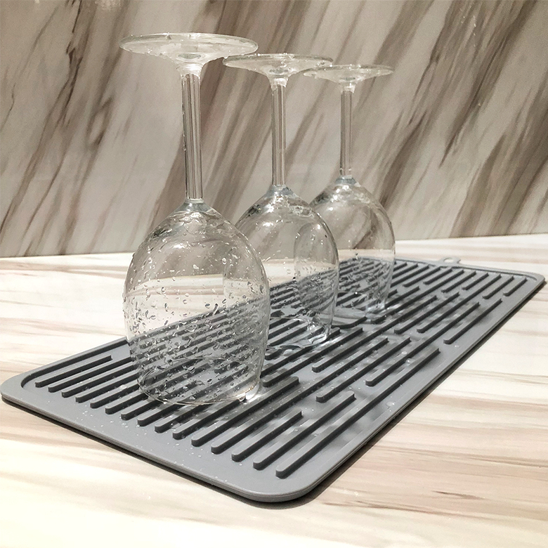 2019 Amazon Hot Selling Heat Resistant Eco-Friendly Silicone Dish Drying Mat Easy Clean Dishwasher Safe