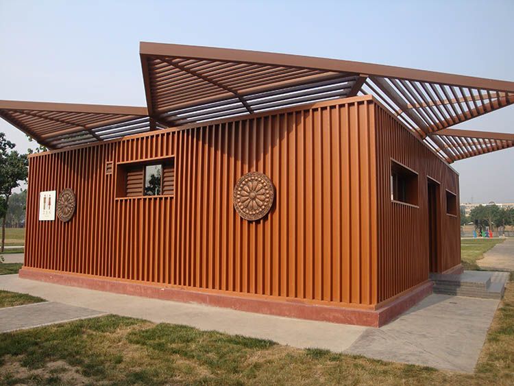 Cheap Price Colorful Wood Plastic Composite/WPC Outdoor Decking