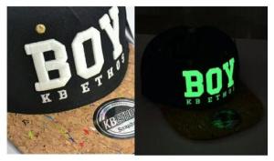 China Custom 3D glow-in-the-dark embroidery snapback caps hat wholesale