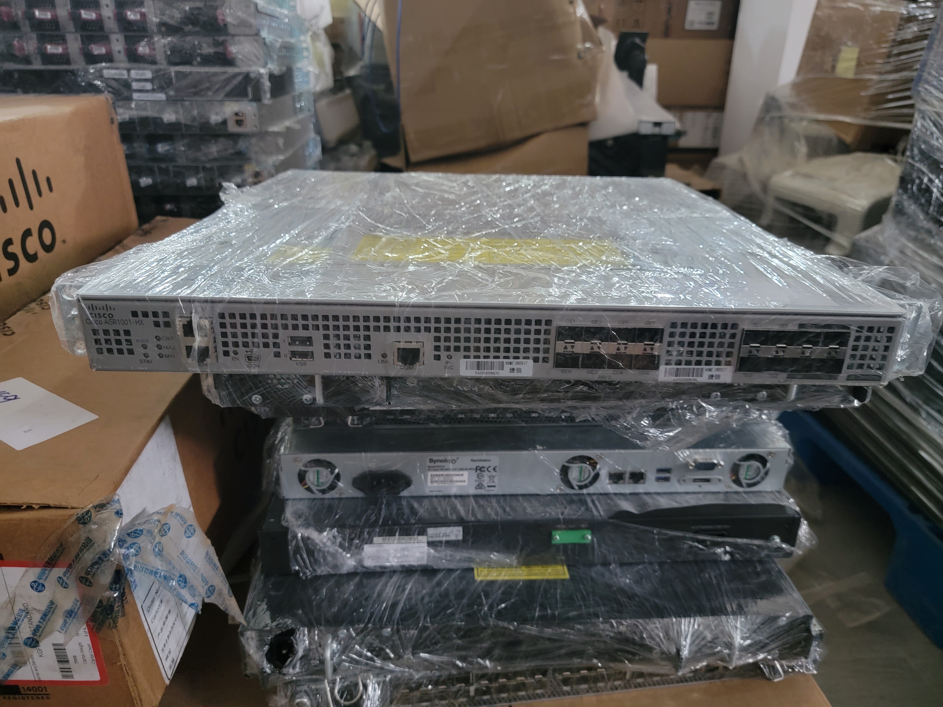 1000 Series Aggregation Service Router ASR1001-HX 1 X10/100/1000Mbps WAN Ports