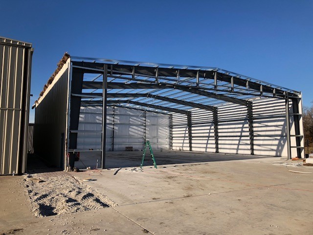 Sophisticated Steel Structure Hangar 5m - 6m Height Metal Airplane Hangar