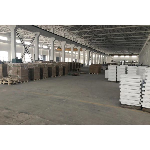 Conductive PVC ESD Flooring Tile 10^4-10^6 Ohm Customizable