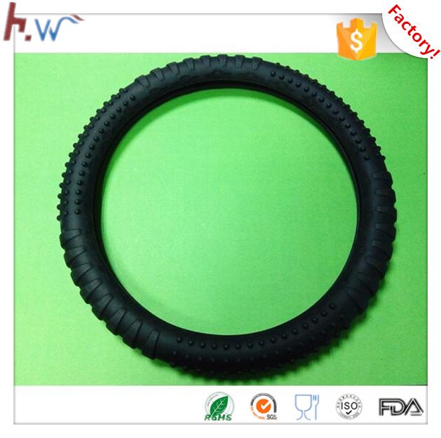 Car Accessories Silicone Steering Wheel Cover Weather Resistant With Customized Tooling