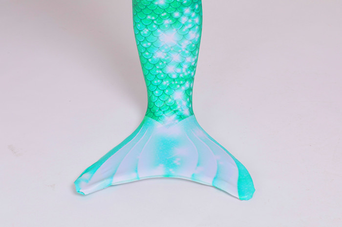 Ultra Shiny Childrens Mermaid Tails , Baby Mermaid Tail Green White Color