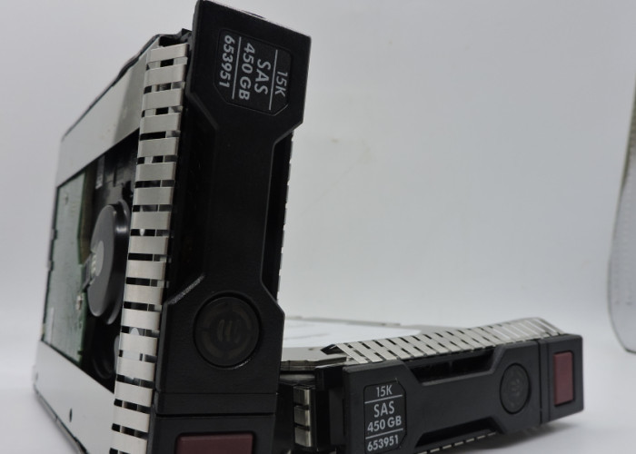 Small Size HP Hard Disk 652615-B21 653951-001 450GB SAS G8 1 Year Warranty