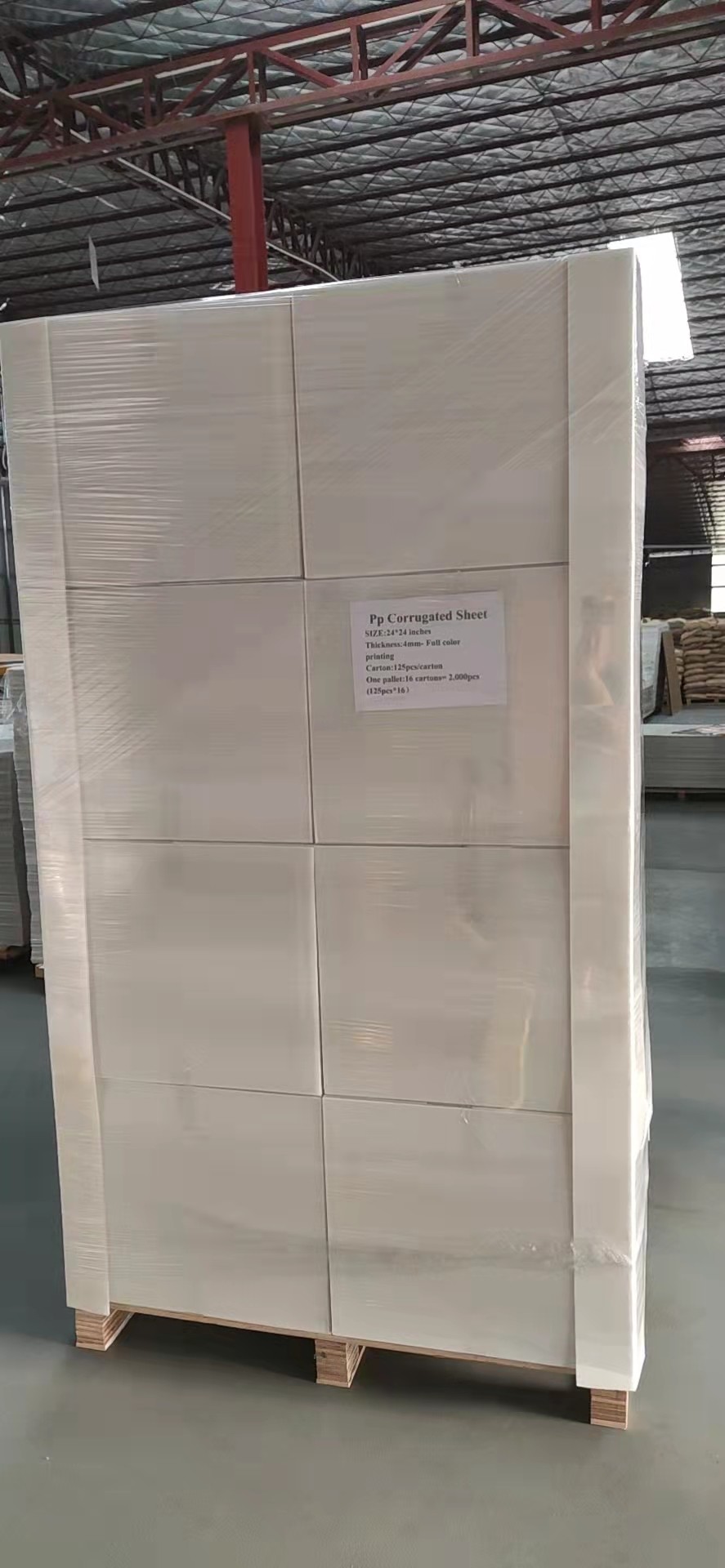 RoHS Foldable Corrugated Plastic Packaging Boxes For Shoes Clothes