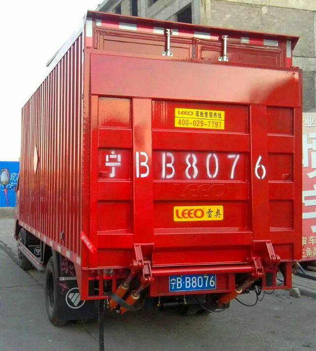 1350MM Hydraulic Van Tailgate Lifter 2.5KW Automatic Truck Tail Lifter