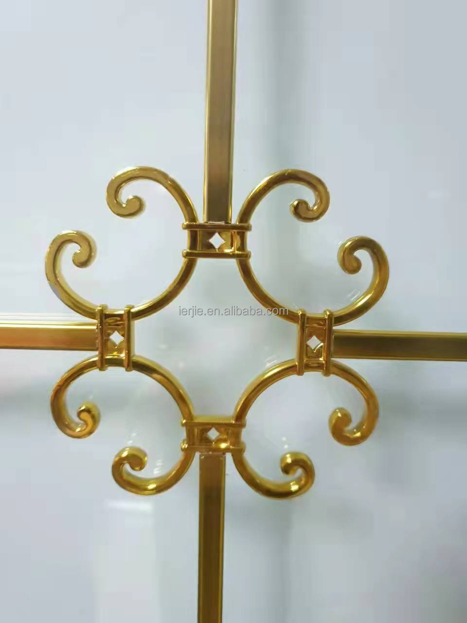 China glass fittings UV proof Plastic Golden Flower for georgian bar