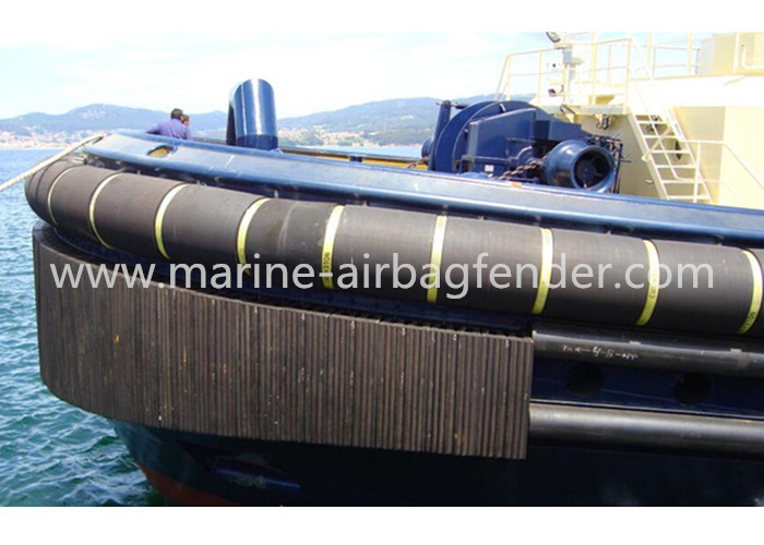 Tug cylindrical fenders