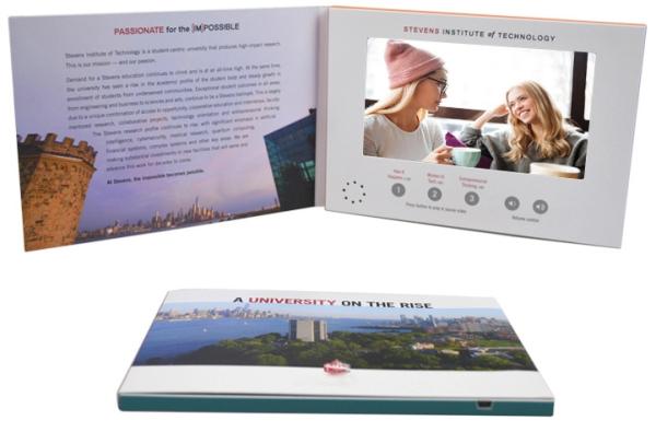 Promo Advertising A5 7'' Digital Catalogue Card Lcd Screen Video Greeting