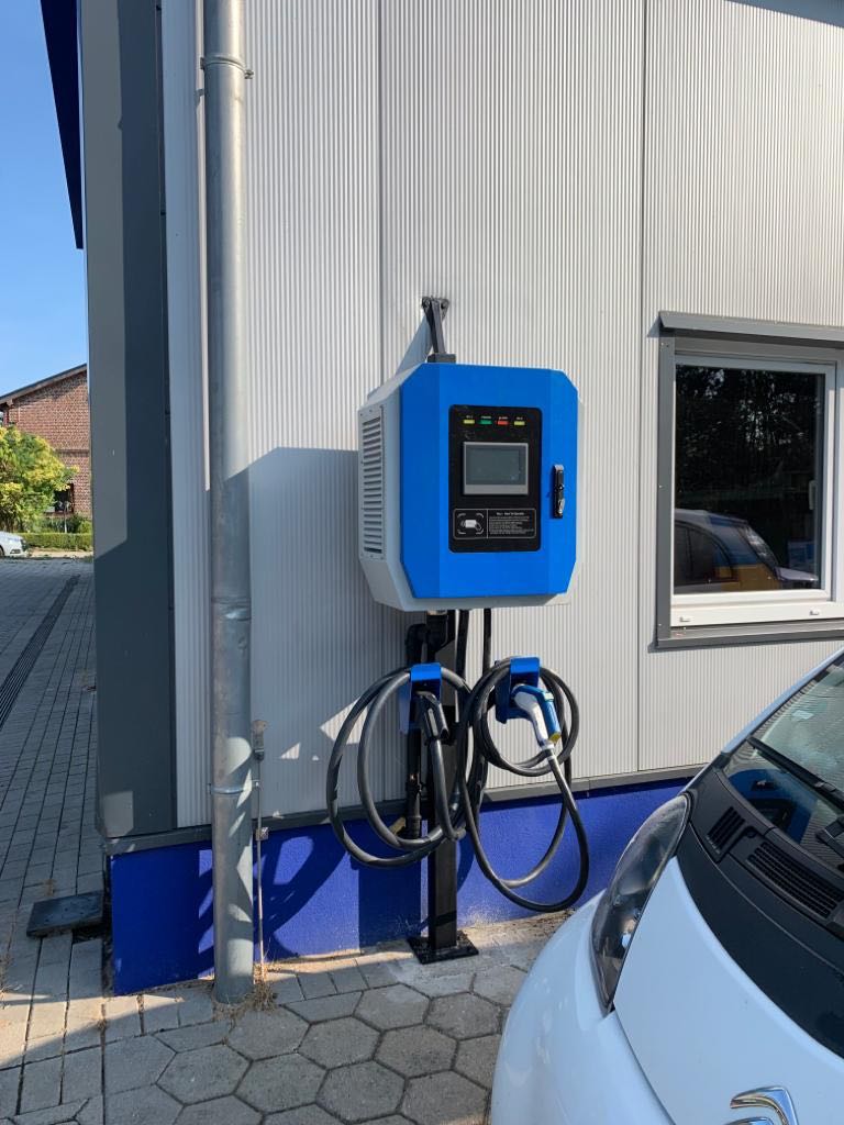 Three Phase 22KW 32A OCPP 1.6J Commercial EV Charger