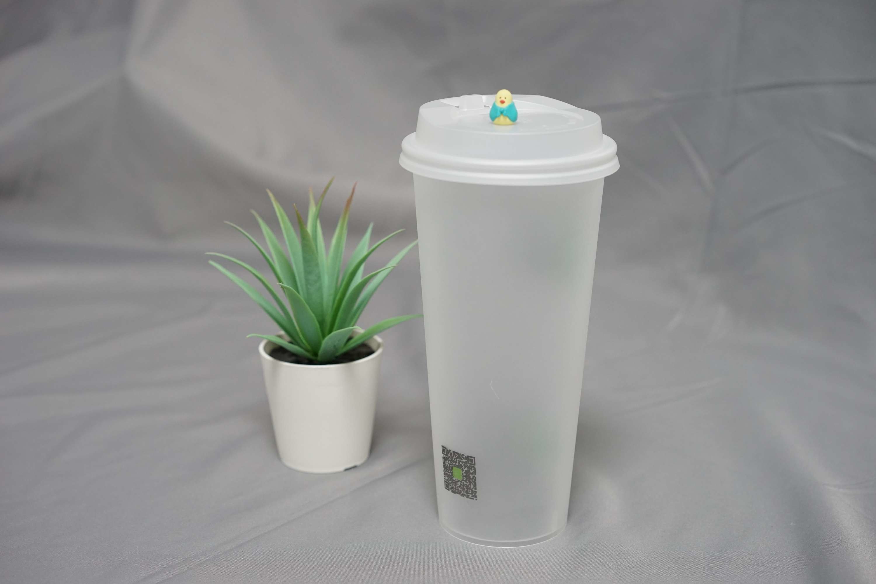 White Flat Hot Cup Lid