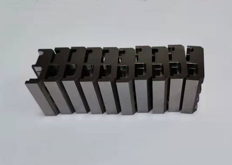 Polishing Precision CNC Milling Parts , Injection Molding Aluminum Parts For Automotive