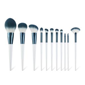 China Charming Beauty Makeup Brush Blue Vegan Blending Brush With Cotton Bag wholesale