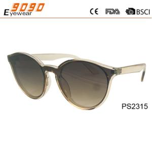 China New arrive and fashionable sunglasses ,made of plastic, suitable for men and women wholesale