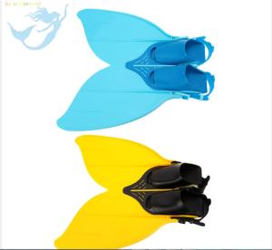 China Blue And Yellow Plastic Mermaid Monofin , Mermaid Feet Fins Anti - Skidding wholesale