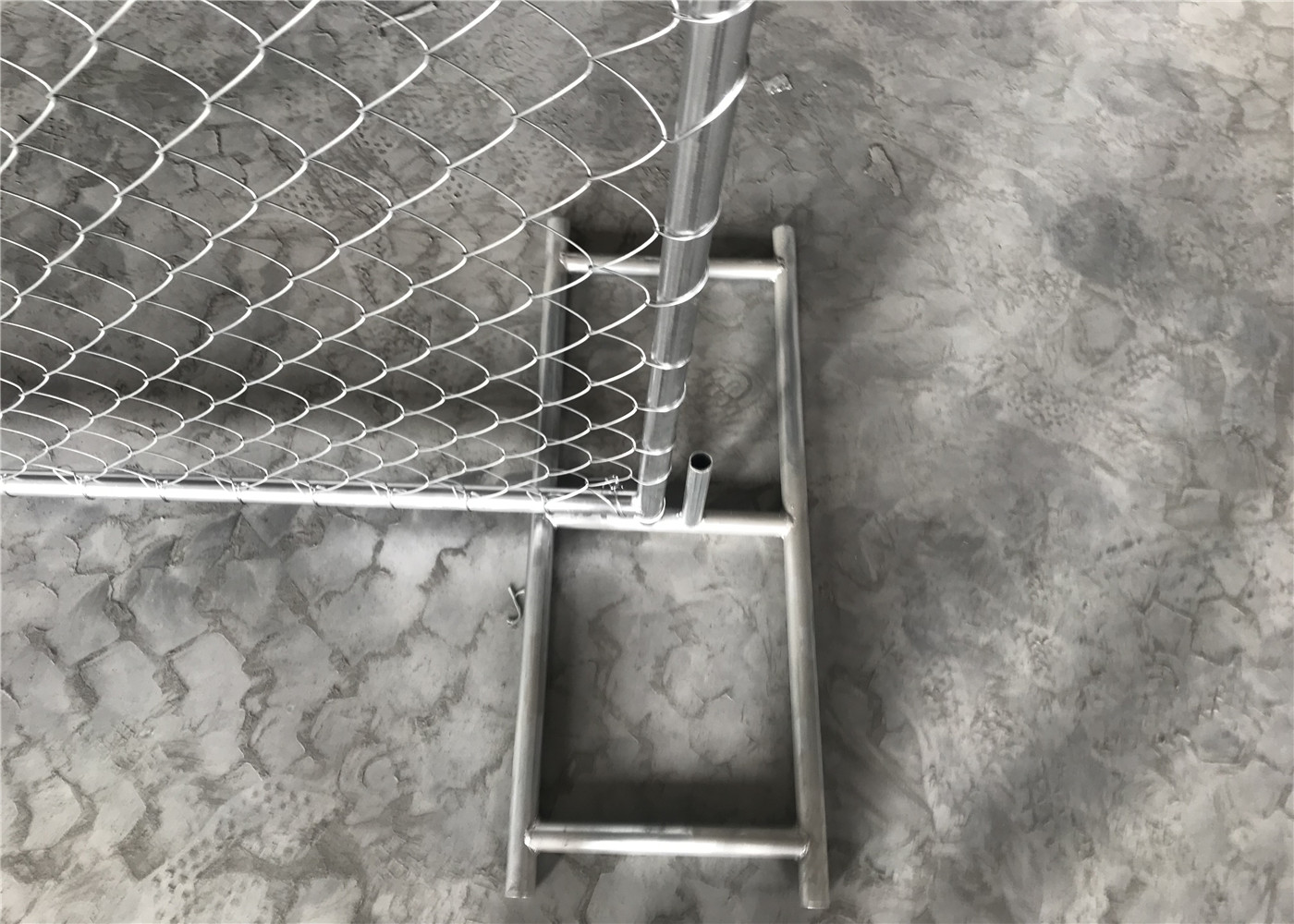 Temporary Chain Link Fence 6'x12' 1.25" tube x 16 Ga wall thick