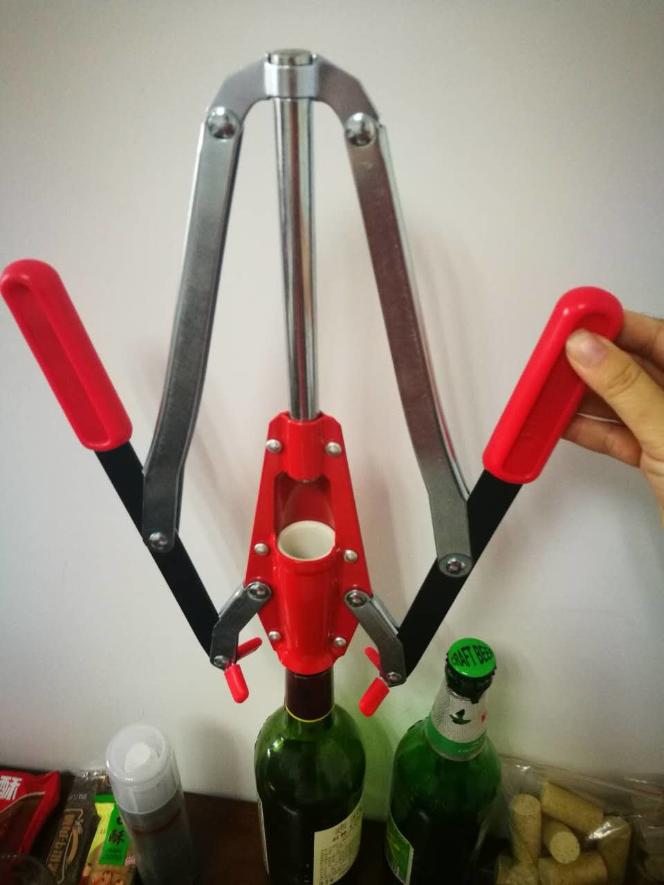 Metal And Plastic Manual Wine Corker Weight 0.9kg Customized With Double Lever