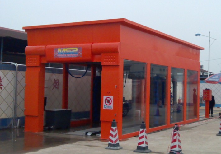-Chic Design Style King of 9-Brush Automatic Express Tunnel Car Wash Machine in Europe
