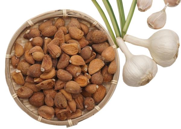 Milk White Dehydrated Roasted Garlic 4 - 6 Cloves Light Brown Or Deep Brown