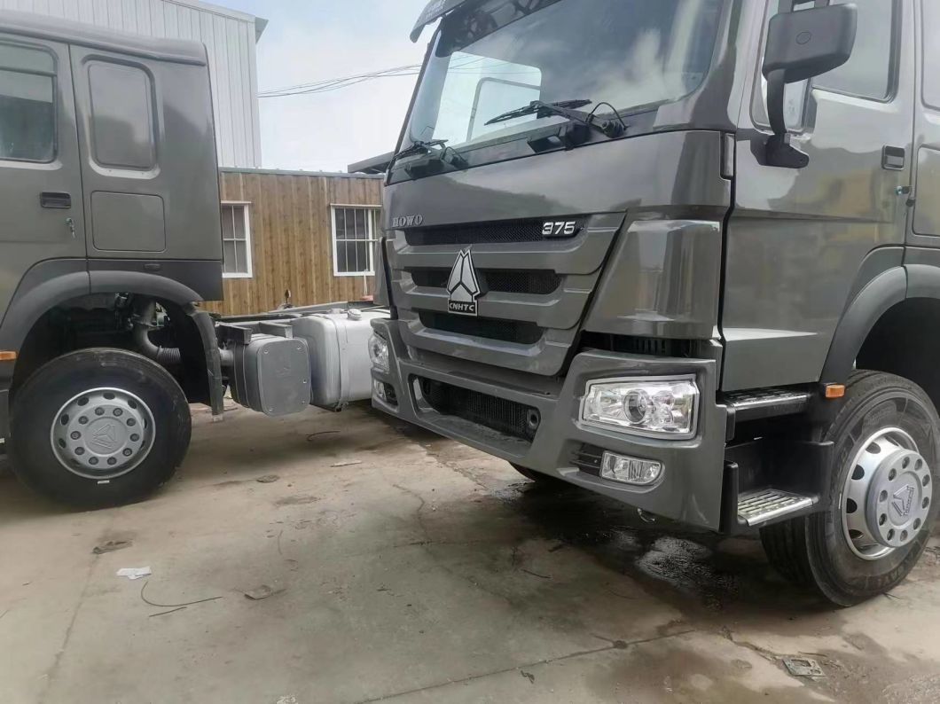Gray Sinotruk Heavy Truck 6*4 Tractor Truck
