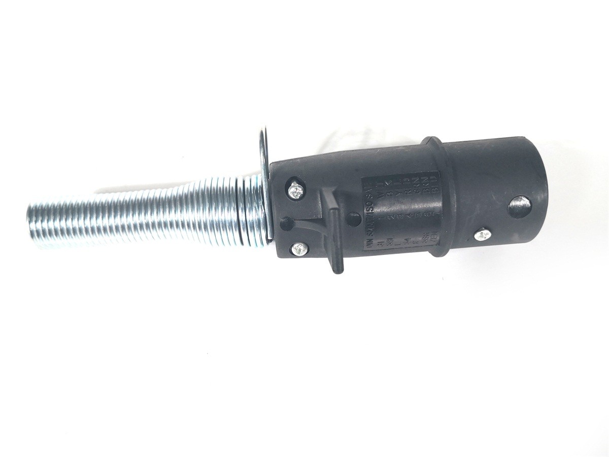 Waterproof European Trailer Plug 7 Prong Trailer Plug Rubber Seal Cap