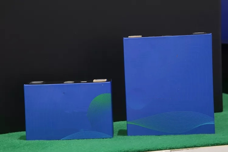 3.2v 105ah Lifepo4 Battery Prismatic Cells Deep Cycle Lifepo4 Prismatic Cells