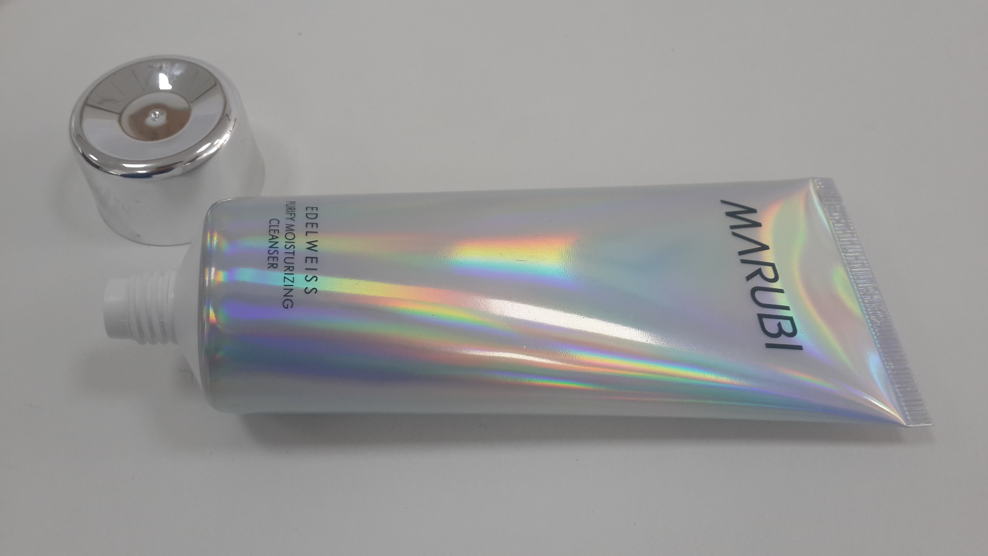 Laser Film Material Laminated Cosmetic Packaging Tube With Electroplated Cap