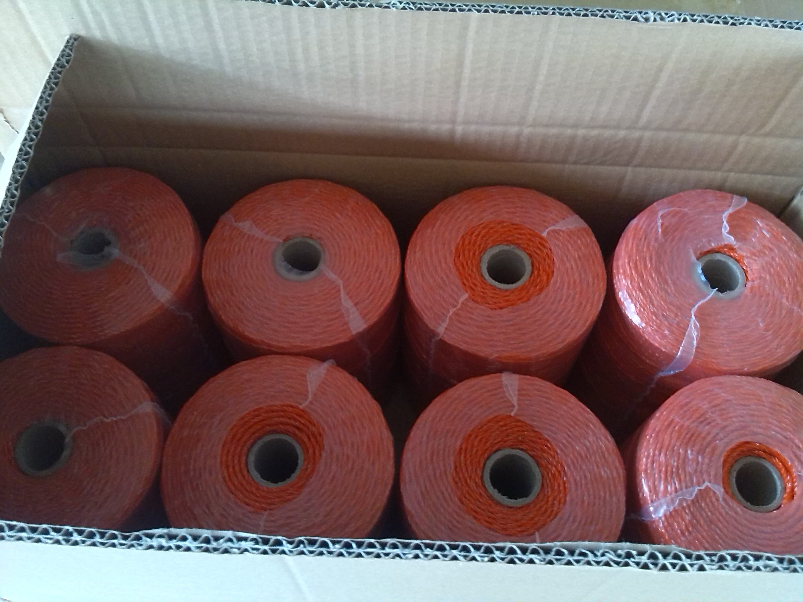 Hot sale electric fence shock PE UV stabilized poly rope for animal farm fence QL715