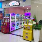 Children's 2-Person Mini Claw Machine Coin-Operated Arcade Game for Boutique