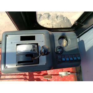 Cummins Engine Enclosed Cabin Grader with Rear Ripper Attachment