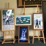 Art Picture Display Advertising Signage Kiosk Wooden Frame