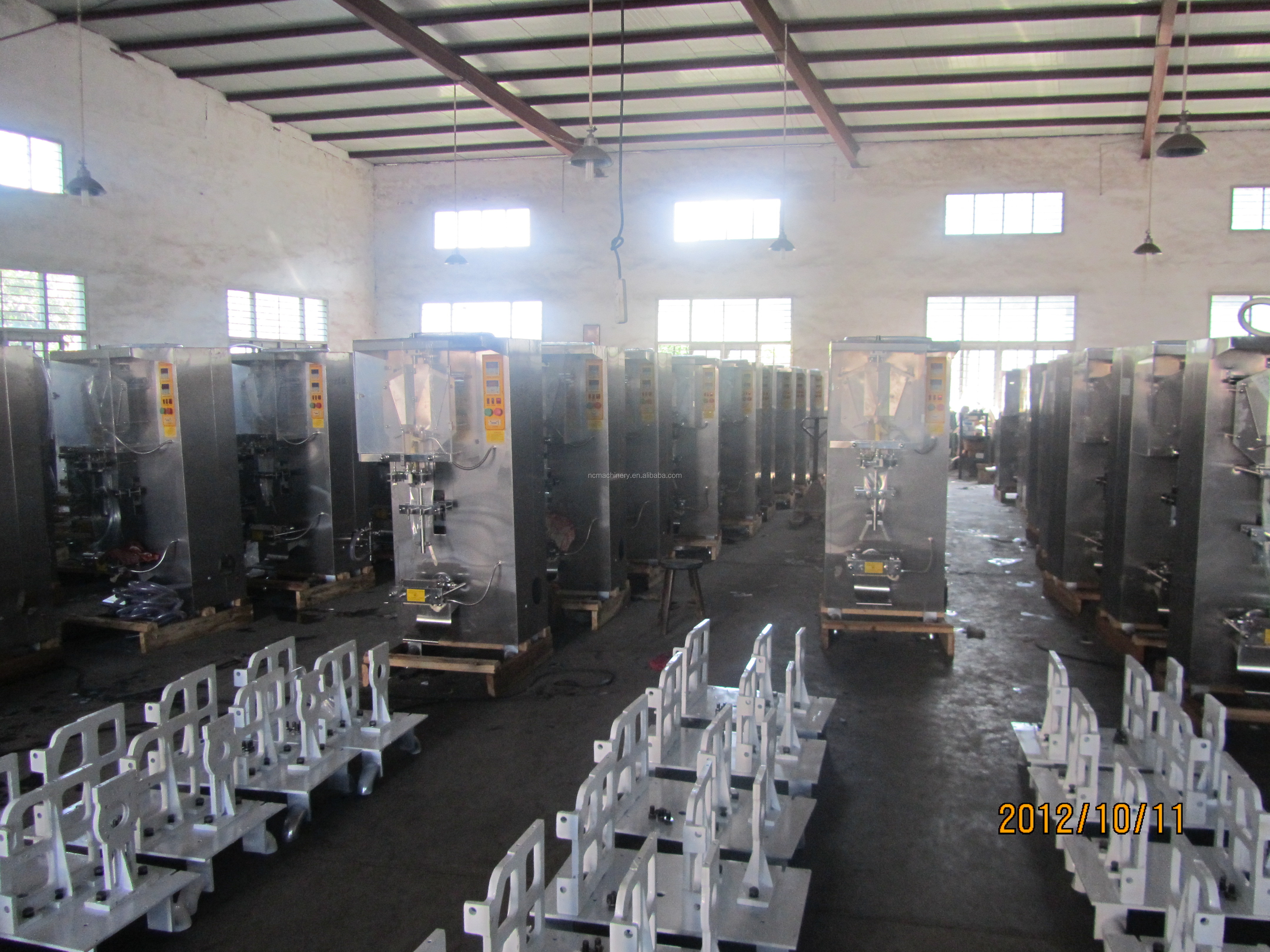 Beverage Packaging Type Bags Full Automatic 2000bph Sachet Water Production Line