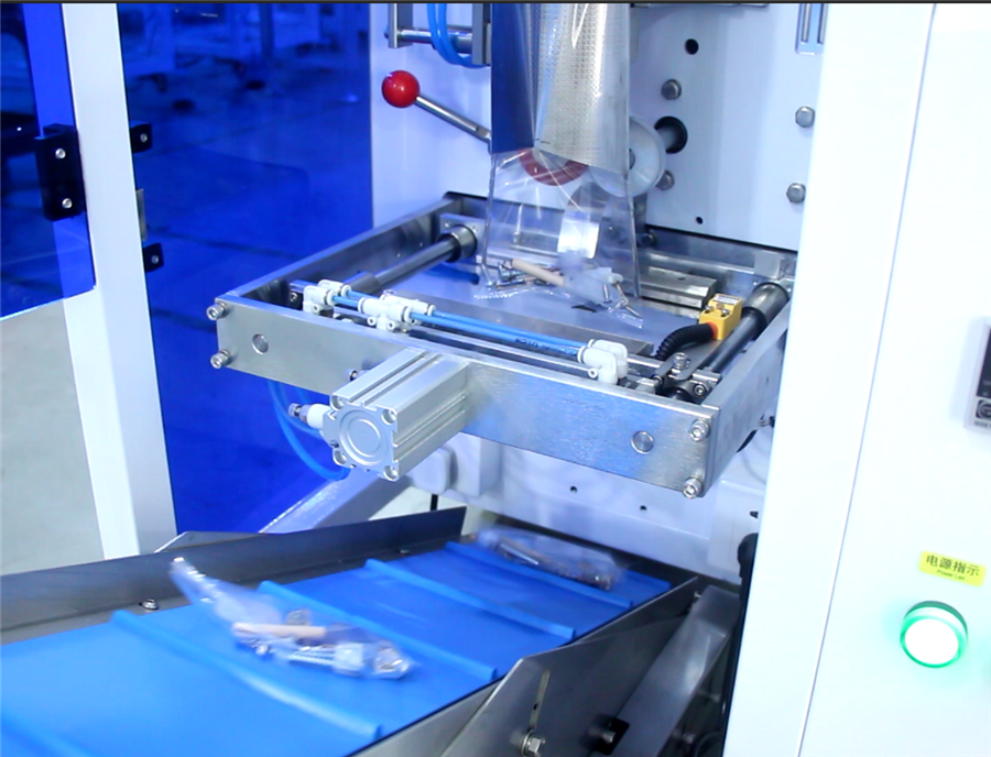 Automatic Small Hardware Parts Fastener Hardware Screw Counting Packing Machines with Vibrating Feeder