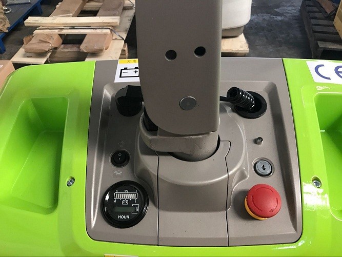 AC Motor Powered SNSC Semi Electric Pallet Truck with Lifting Function and Design
