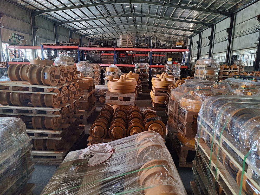 E345 Mini Excavator Track Roller in 50Mn/40Mn2 Material for Machinery