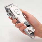Interchangeable 5V Electric Hair Clippers For Barbershops Automatic Ultralight