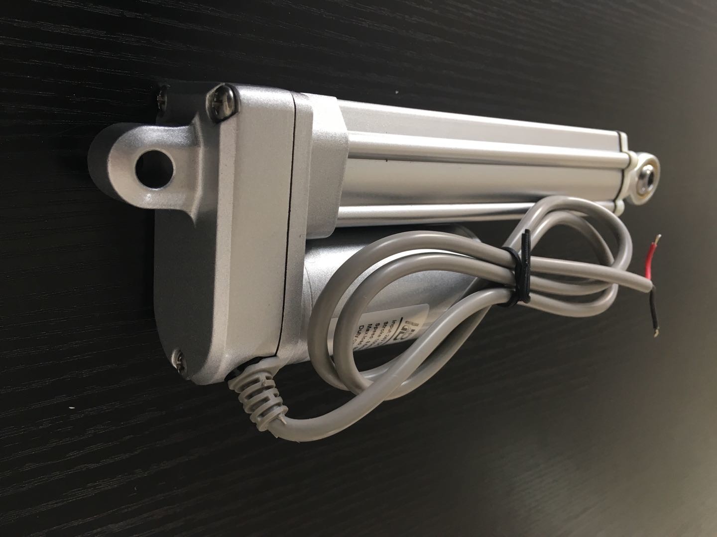CE Miniature Linear Actuators with 10cm travel length, 12volt dc IP65 (waterproof)